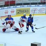 VIDEO: Kohouti sehráli s Porubou další vyrovnanou bitvu. Rozhodnutí přišlo po faulu brankáře