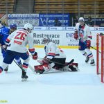 VIDEO: Hokejisté Tábora dostali od Třebíče šest gólů. V závěru zkusili hrát přes pět minut bez brankáře