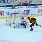 VIDEO: Extraligoví dorostenci Tábora dotáhli s Jihlavou třígólovou ztrátu. Nájezdy rozhodl povedeným blafákem Sedlář