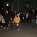 V cíli halloweenského průvodu v Čížové čekal na děti poklad