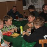 Mobily do talíře a hospodský kvíz může začít. V Jamném vyhráli Kofíci z Písku