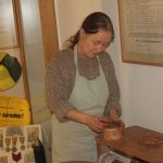 Jarmark starých řemesel zpříjemňuje v Milevském muzeu advent už 21 let