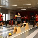 VIDEO: Kuželkáři Lokomotivy přišli o první místo. Na jejich kuželně se v sobotu radovaly Hořice