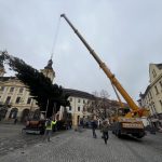 VIDEO: Na píseckém náměstí už stojí vánoční strom