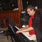 Předvánoční prodejní výstava v Podboří lidi baví už 16 let