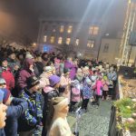 VIDEO. V Milevsku se rozzářila vánoční výzdoba a zazněl první adventní koncert