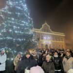 VIDEO. V Milevsku se rozzářila vánoční výzdoba a zazněl první adventní koncert