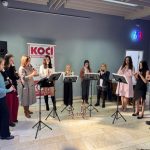 Vánoční benefiční výstava měla opět úspěch. Kino Portyč zaplnily desítky lidí