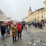 Advent v Písku odstartovalo žehnání věncům. Otevřel se i jarmark a kluziště