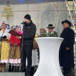 Advent v Písku odstartovalo žehnání věncům. Otevřel se i jarmark a kluziště