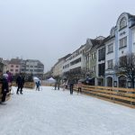 Advent v Písku odstartovalo žehnání věncům. Otevřel se i jarmark a kluziště