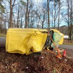 Opilý řidič způsobil nehodu na Strakonicku. Spolujezdce transportoval do nemocnice vrtulník