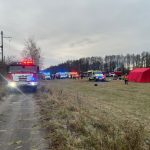 AKTUALIZOVÁNO: U Zlivi se střetl vlak a rychlík. Na místě jsou desítky zraněných, blízcí mohou využít infolinku