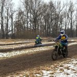 Burácení motorů v Karvánkách. Off-road Fichtel day přivedl na start dvaapadesát jezdců