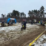 Burácení motorů v Karvánkách. Off-road Fichtel day přivedl na start dvaapadesát jezdců