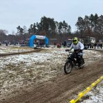 Burácení motorů v Karvánkách. Off-road Fichtel day přivedl na start dvaapadesát jezdců