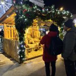 V Táboře začal advent na dvou hlavních náměstích. Strom zářil, trhy byly plné