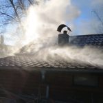 Hasiči zasahovali u požáru zahradní chaty v Budějovicích