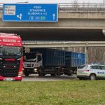VIDEO: Po ranní nehodě na železnici u Zlivi transportovali záchranáři do nemocnic ihned 27 zraněných