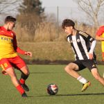 Fotbal: Černobílý válec přezimuje v čele. Pro B dorost Dynama skončil podzim vítězně