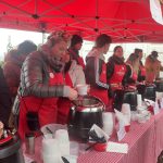 Stánky s polévkami zaplnily zahradu táborské Střelnice. Dobročinná akce se sladkou tečkou přilákala davy