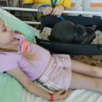 Devítiletá Dominika z Plané nad Lužnicí tančila a zpívala ve folklorním Dubínku. Teď bojuje s vzácnou těžkou nemocí