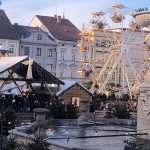 Video: Adventní trhy i kluziště v Písku a Českých Budějovicích praskají ve švech