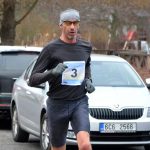 Na Štěpána se běhalo kolem Tálínského rybníka