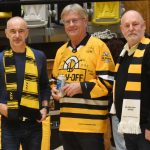 VIDEO: Sršni oslavili třicáté výročí desátou výhrou v sezoně