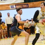 VIDEO: Sršni oslavili třicáté výročí desátou výhrou v sezoně