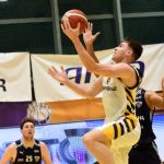 VIDEO: Sršni oslavili třicáté výročí desátou výhrou v sezoně