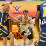 VIDEO: Koncert jednoho muže nedovolil Sršňům úspěšnou odvetu