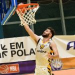 VIDEO: Koncert jednoho muže nedovolil Sršňům úspěšnou odvetu