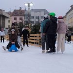 Video: Adventní trhy i kluziště v Písku a Českých Budějovicích praskají ve švech