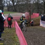 VIDEO: Souboj mezi táborskými cyklokrosovými kadety vyzněl na poháru v Chýnově lépe pro Maňase