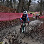 Chýnov se ponořil do cyklokrosových soubojů na blátě. Mezi žáky vládli závodníci Cycling Academy Tábor