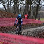 Chýnov se ponořil do cyklokrosových soubojů na blátě. Mezi žáky vládli závodníci Cycling Academy Tábor