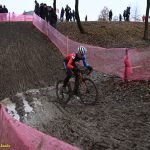 VIDEO: Souboj mezi táborskými cyklokrosovými kadety vyzněl na poháru v Chýnově lépe pro Maňase