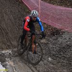 VIDEO: Souboj mezi táborskými cyklokrosovými kadety vyzněl na poháru v Chýnově lépe pro Maňase