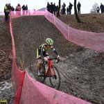 VIDEO: Souboj mezi táborskými cyklokrosovými kadety vyzněl na poháru v Chýnově lépe pro Maňase