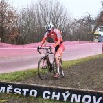 VIDEO: Souboj mezi táborskými cyklokrosovými kadety vyzněl na poháru v Chýnově lépe pro Maňase