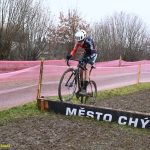 VIDEO: Souboj mezi táborskými cyklokrosovými kadety vyzněl na poháru v Chýnově lépe pro Maňase