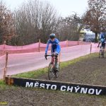 VIDEO: Souboj mezi táborskými cyklokrosovými kadety vyzněl na poháru v Chýnově lépe pro Maňase
