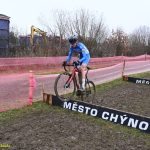 VIDEO: Souboj mezi táborskými cyklokrosovými kadety vyzněl na poháru v Chýnově lépe pro Maňase