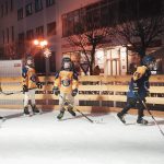 Malí hokejoví Králové kroužili po píseckém vánočním kluzišti. Zvali na sobotní benefiční zápas