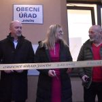 Jinín má nový obecní úřad. Bezbariérový, moderní a s prostorem pro obvodního lékaře i spolky