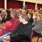 Nechtěnci z Plané nad Lužnicí bavili Papouščí nemocí plný sál