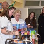 Na oddělení sociálních lůžek písecké nemocnice udělali klientům Vánoce s cukrovím i dárky