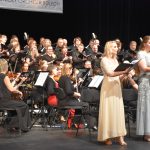 Rybovu Českou mši vánoční si ani letos nenechal ujít plný sál táborského divadla