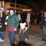 VIDEO: Velký vánoční koncert zaplnil kostel v Milevsku. Skauti venku rozdávali betlémské světlo a postarali se i o zábavu